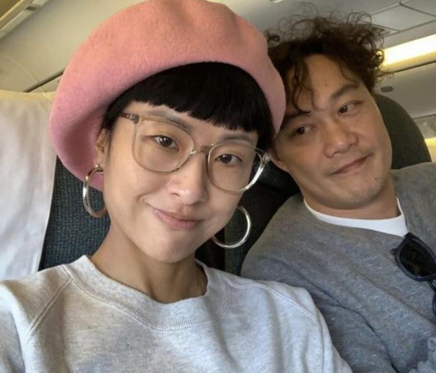 陈奕迅徐濠萦演唱会拥抱,陈奕迅发型秒变徐濠萦