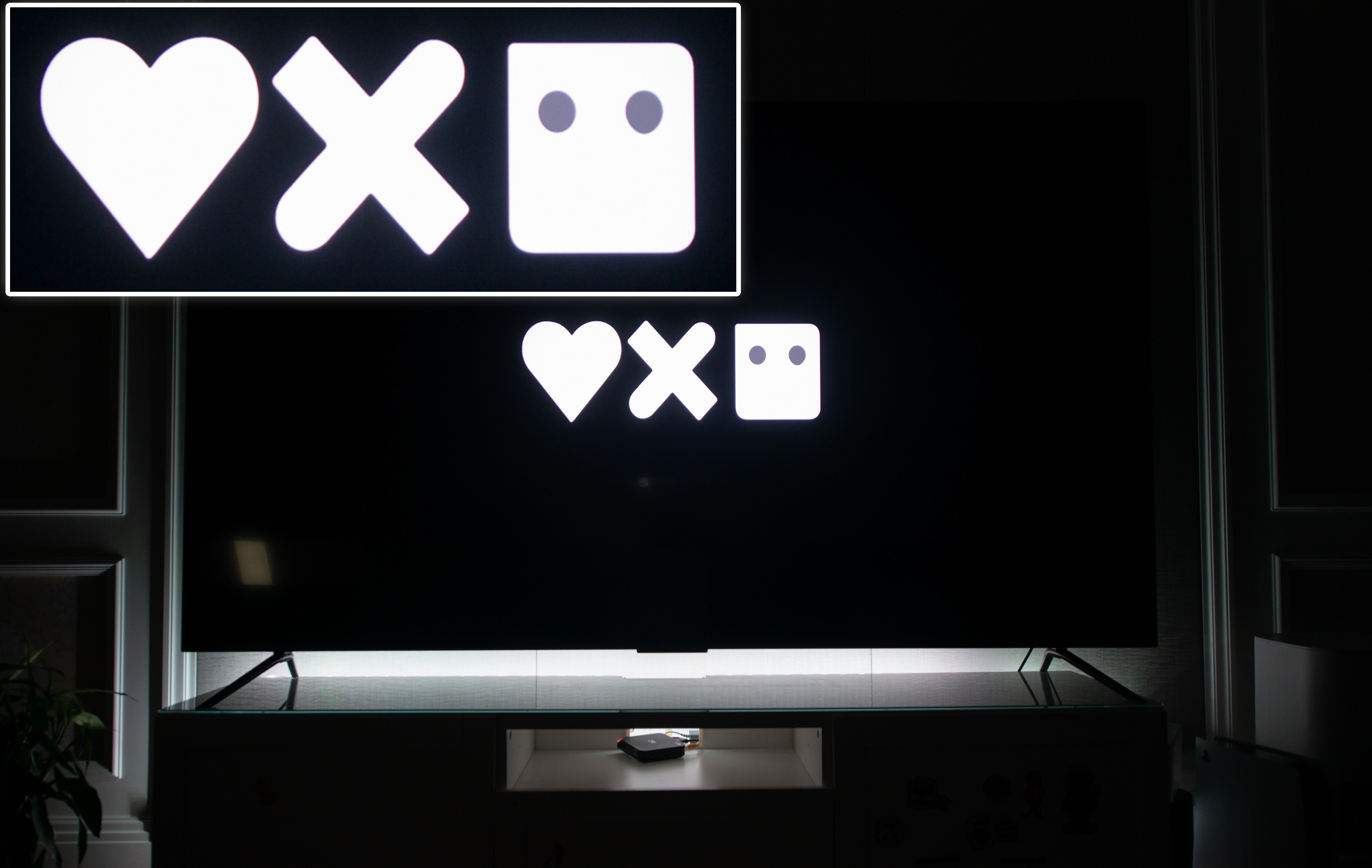 碎屏的电视机,家里电视碎屏了