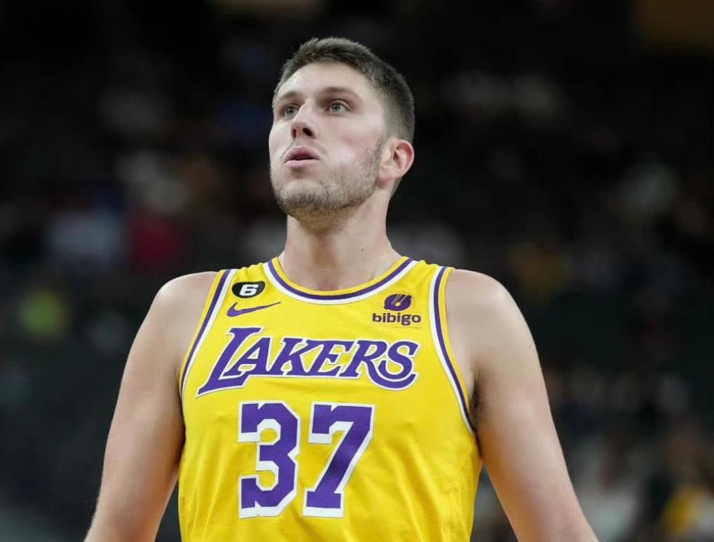 签下他吧,这个送过外卖看过墓地的小子