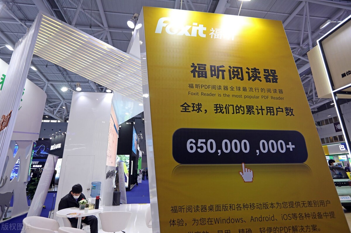 发行价299.88的股票,历史最高价99.93元的股票跌到9元