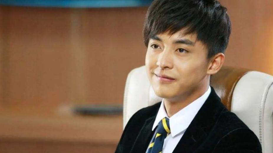 董路连线怼喷子,董路说赵丽蓉