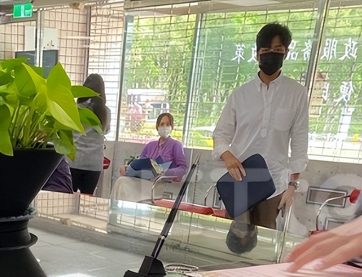 陈乔恩嫁给了富二代吗,曾伟昌陈乔恩结婚时间