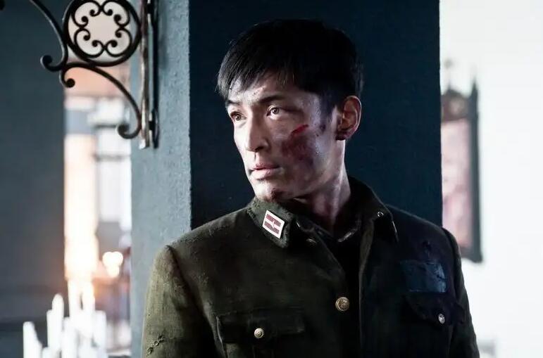 靳东和雷佳音近况,雷佳音和靳东谁的名气更大