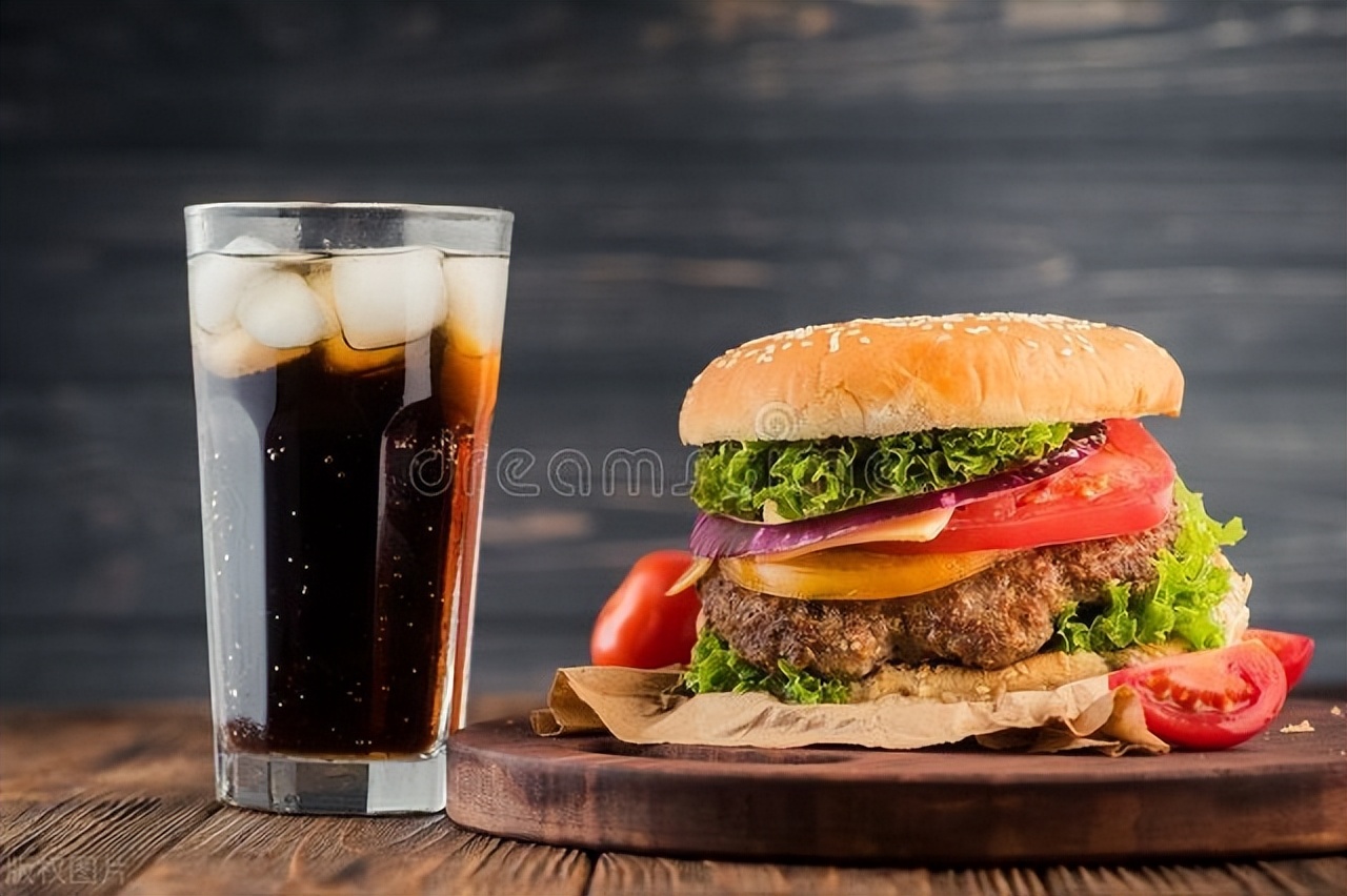 全球食品饮料价值排名前十,2023全球饮料排名前一百