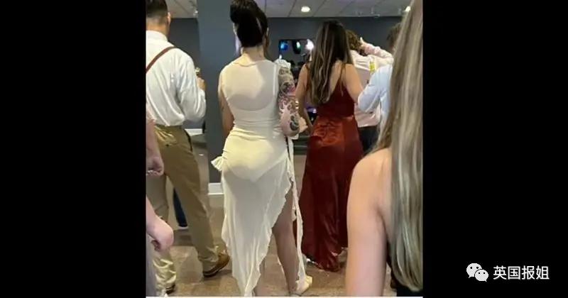 金卡戴珊穿坏了珍珠裙,金卡戴珊晚礼服出席