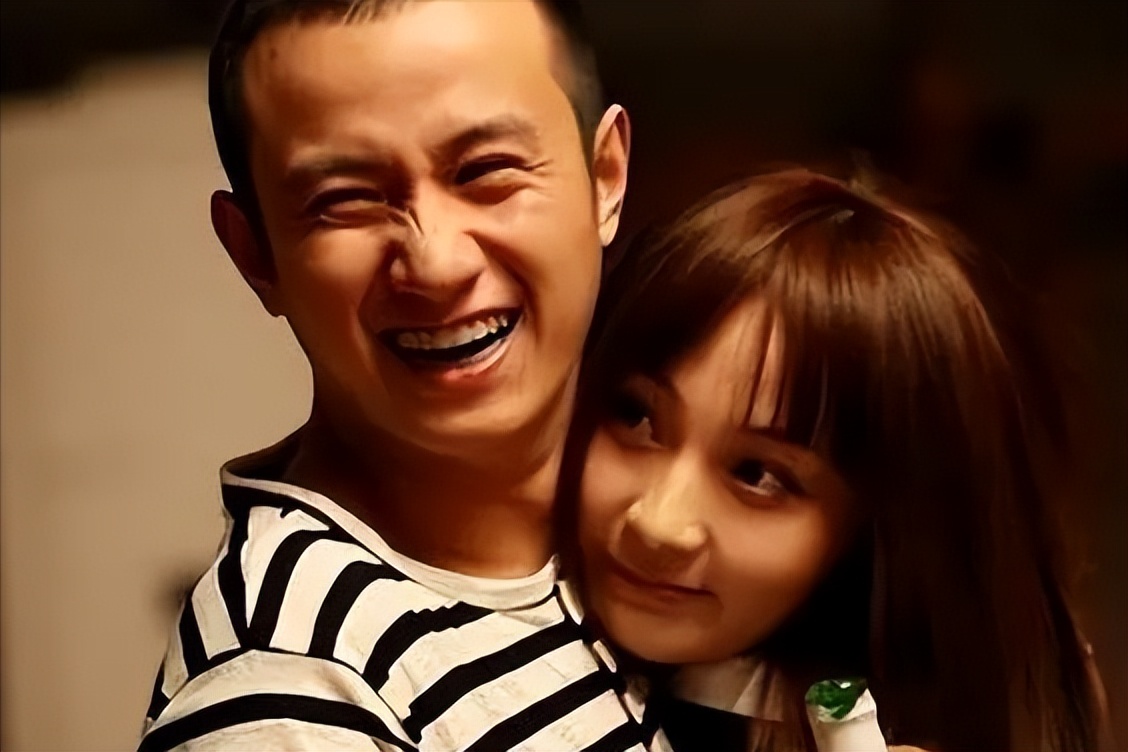 文章和女儿亮相机场最新,文章女儿爱马