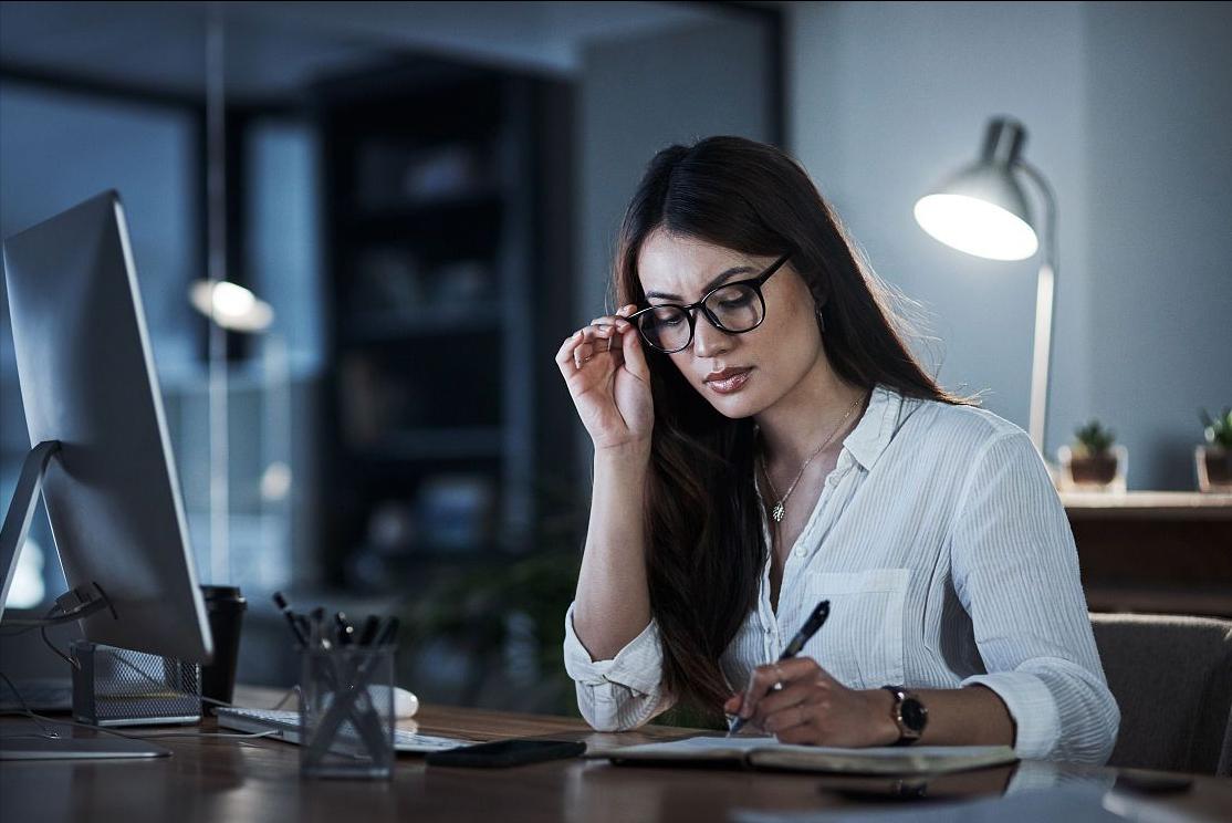 怎样预防身体毛毛脱落,洗澡后腿部掉皮屑是怎么回事