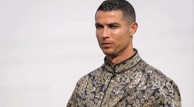 c罗年薪2亿欧为啥没有詹姆斯高,c罗凭什么那么红