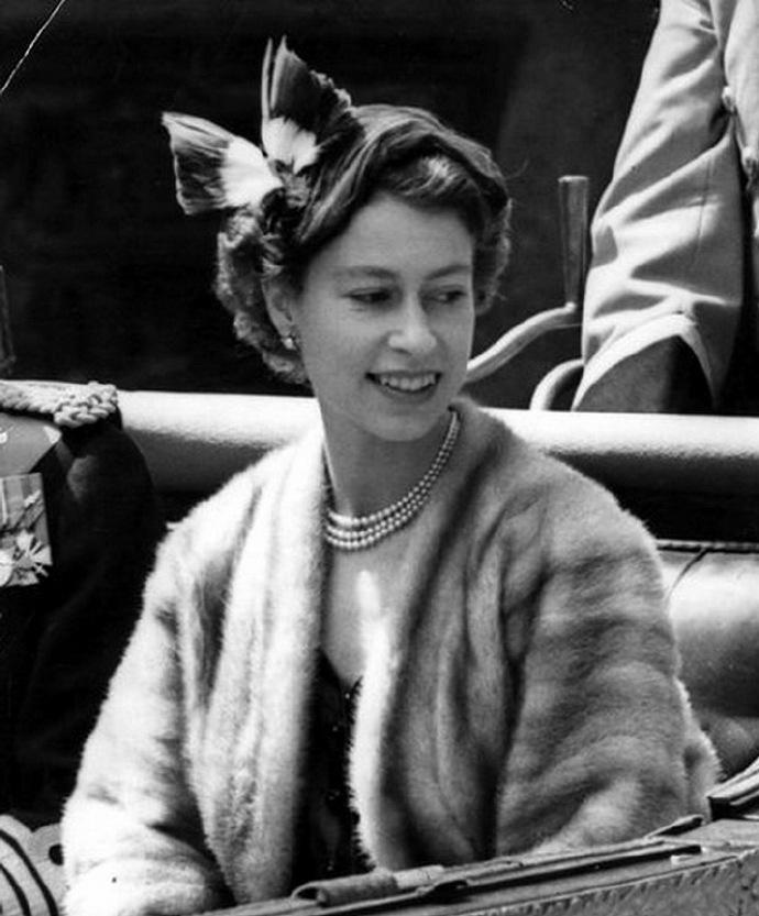 日军日记：男人饿倒在地，为了救他，我将他妻子的乳房割给他吃!