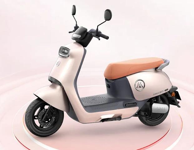 爱玛指挥官a808支持快充,爱玛电摩骑士