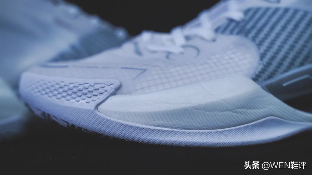 超轻2022v2沉浸式开箱,超轻2022值得入手么