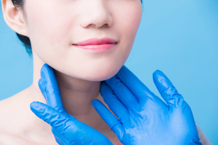 患了甲状腺结节后，这3类食物再爱吃也要忍住，千万别不当回事