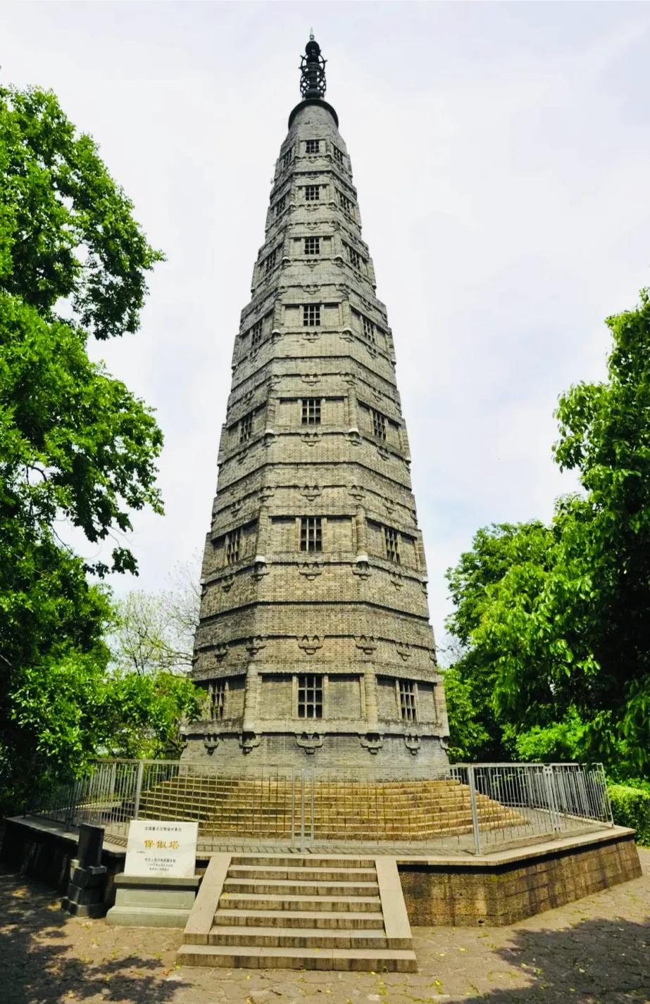 杭州西湖大雪纷飞,杭州西湖风景名胜区