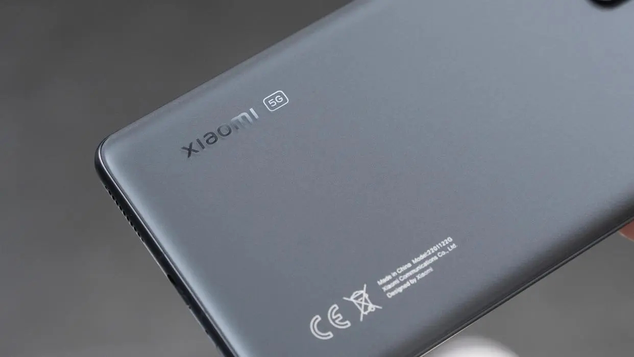 从3199元跌到2299元手机,从3199元降至2499元