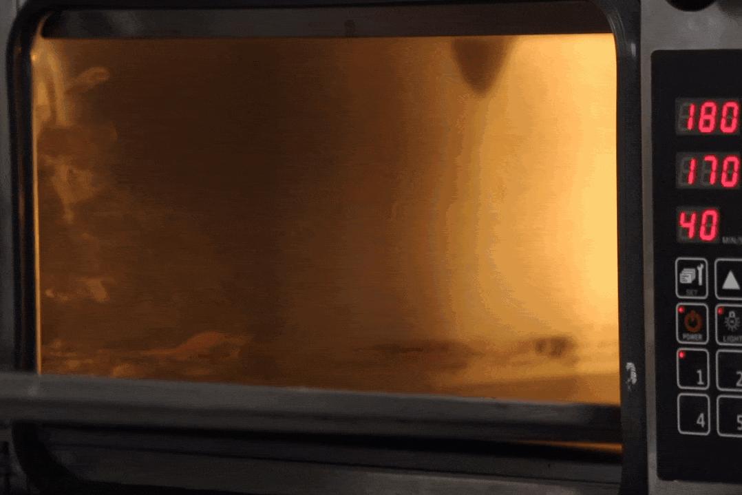 酥皮泡芙烤出来有点塌是怎么回事,泡芙不脆出炉后还塌什么原因