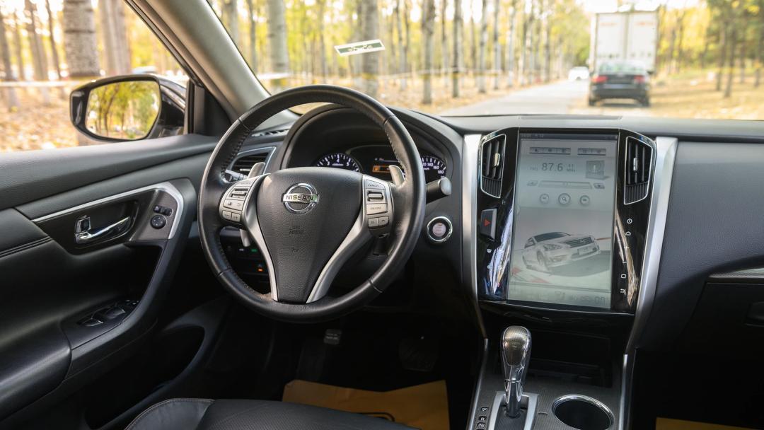 十多万一台二手天籁,日产天籁公爵2009二手多少钱一台