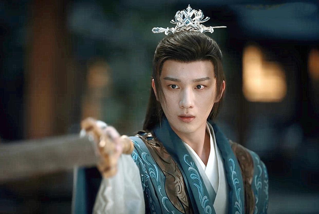 少年歌行萧瑟持天斩剑有多强,少年歌行八大剑仙萧瑟排名