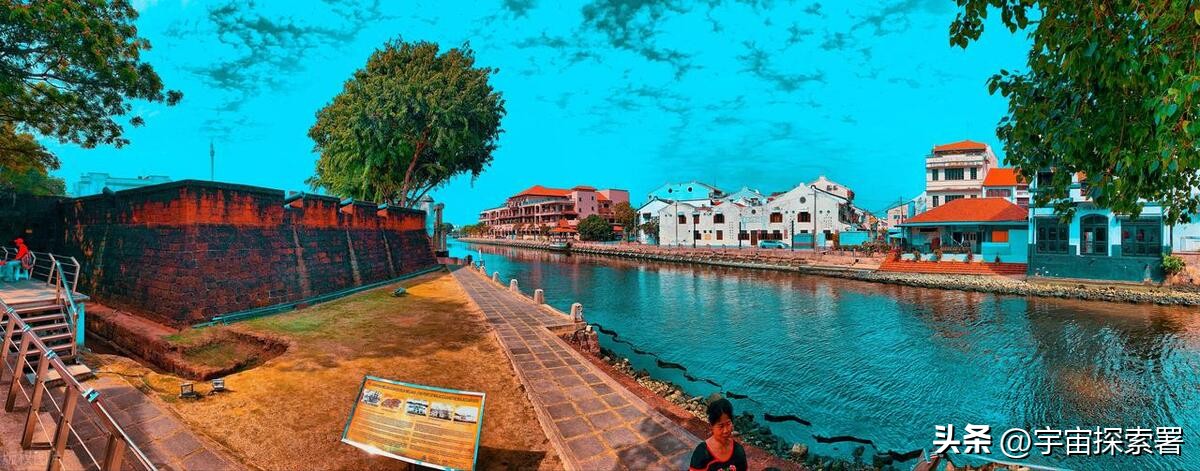 马六甲海峡沟通了哪两个洲,马六甲海峡是重要的商业通道吗