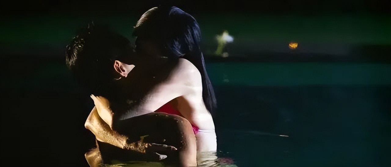 1994年关之琳与巩俐,利智关之琳林青霞梅艳芳走红毯