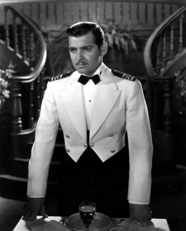 夹克版型常规款和直筒区别,工装夹克都有什么版型