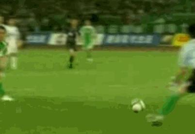 球没踢的情况下怎么练球,球还可以这样踢