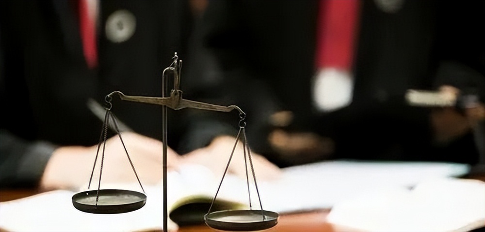 征收程序违法可以起诉吗,发现违规违法举报法律怎么规定的