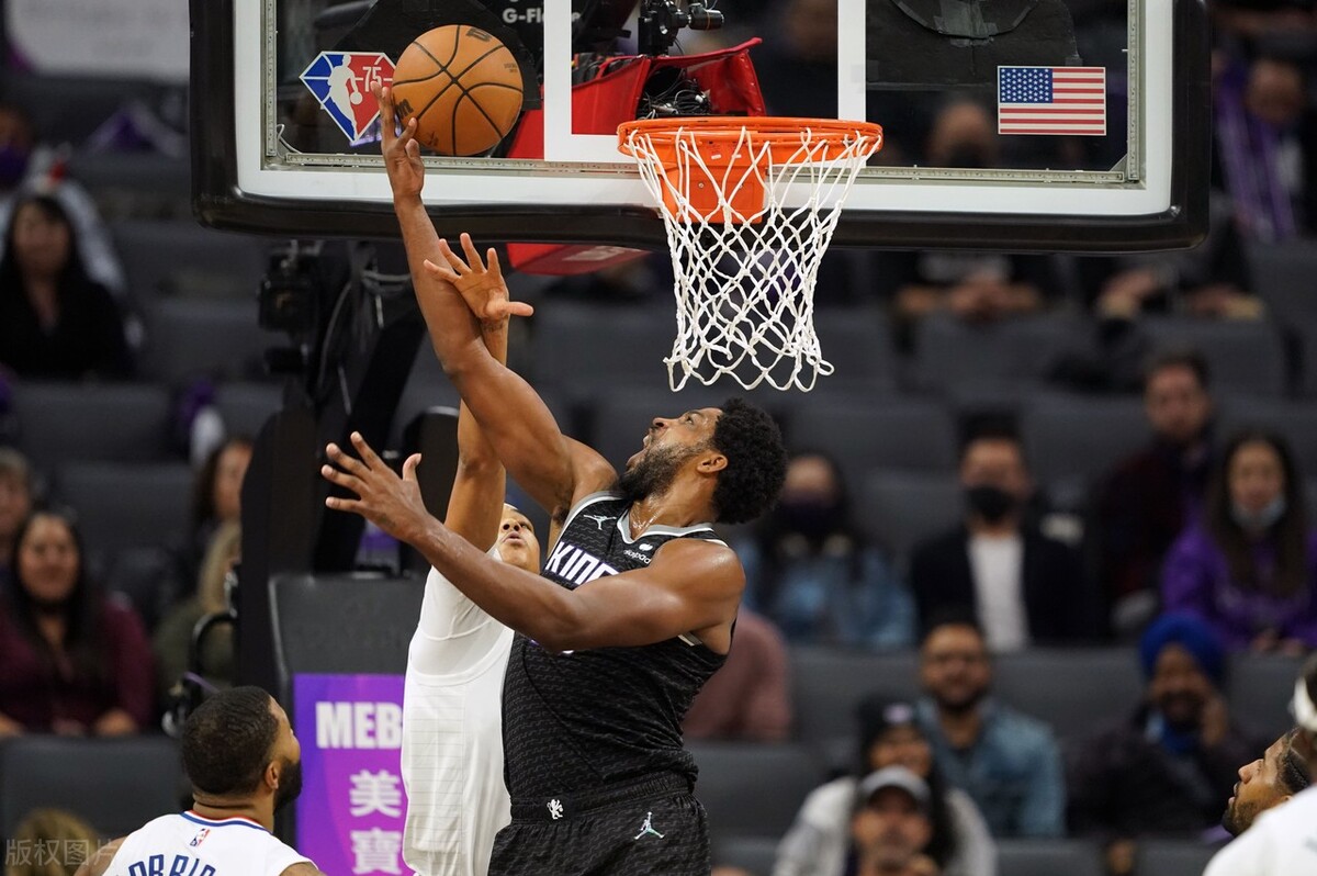 nba季后赛国王vs勇士,nba国王vs鹈鹕最后比赛