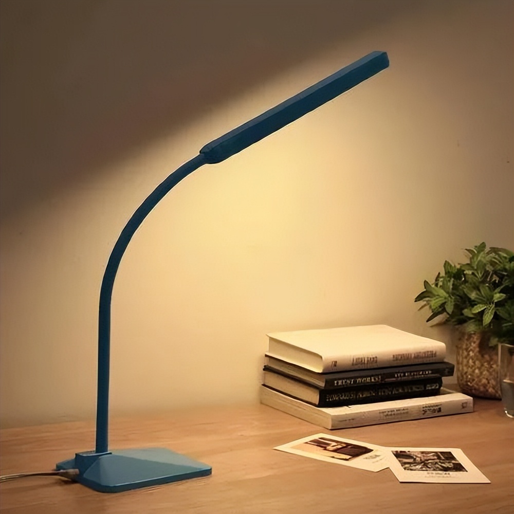 儿童平板电脑里面有不伤眼的吗,手机平板电脑对孩子眼睛的危害