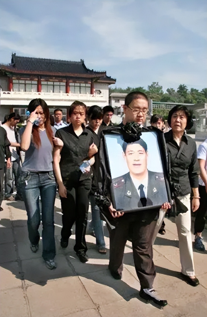 原篮球运动员穆铁柱现况,篮球名人穆铁柱身高是多少