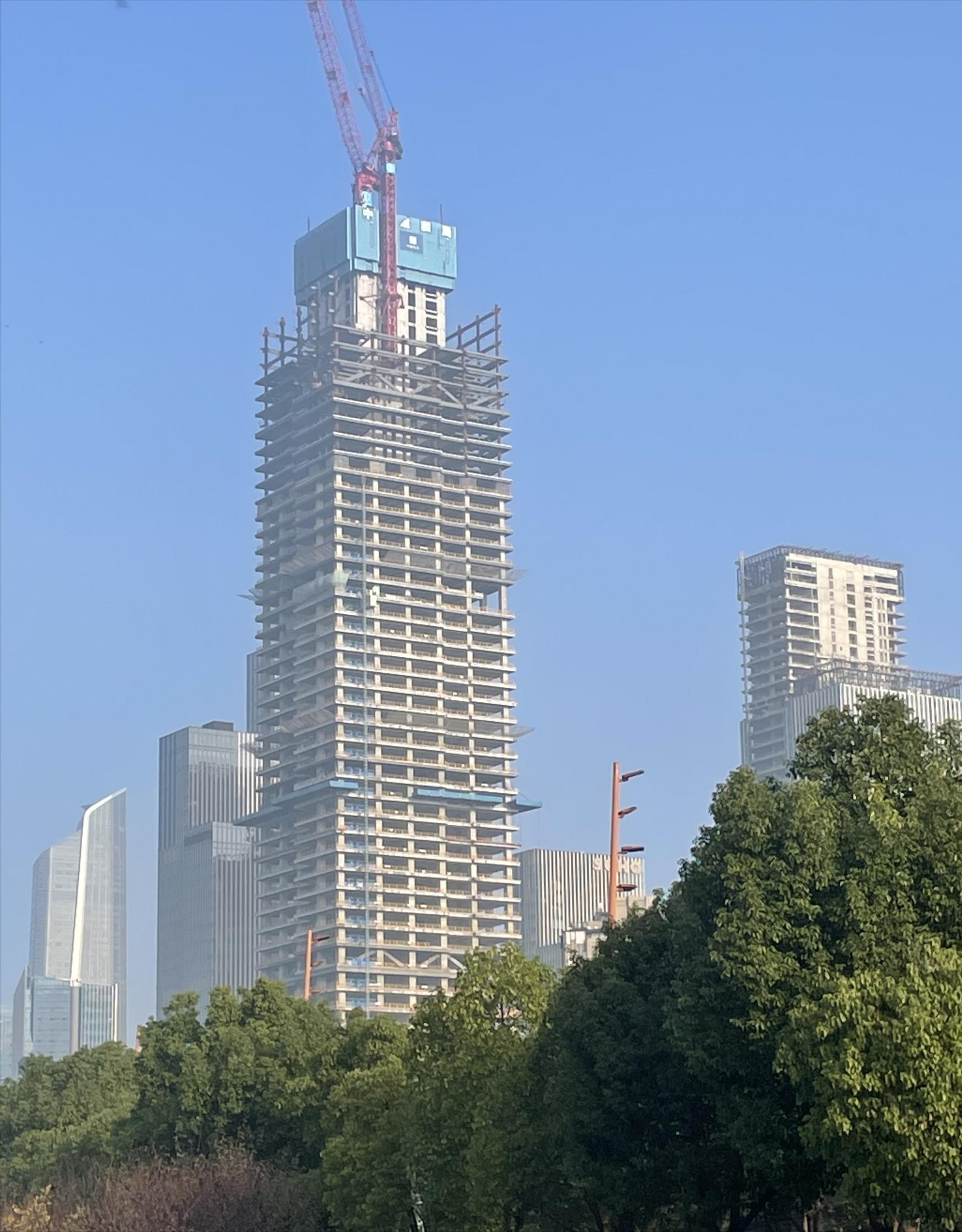 南京金融城二期417米高楼效果图,南京金融城三期400米高楼进展