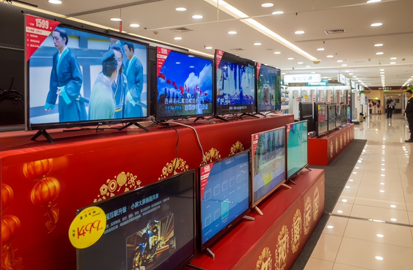 电视机价格为什么下降这么多,电视机价格变化的原因