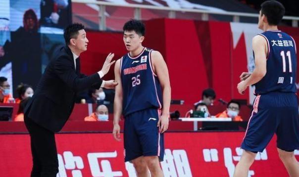 广东队最新12人名单信息身高,广东大名单