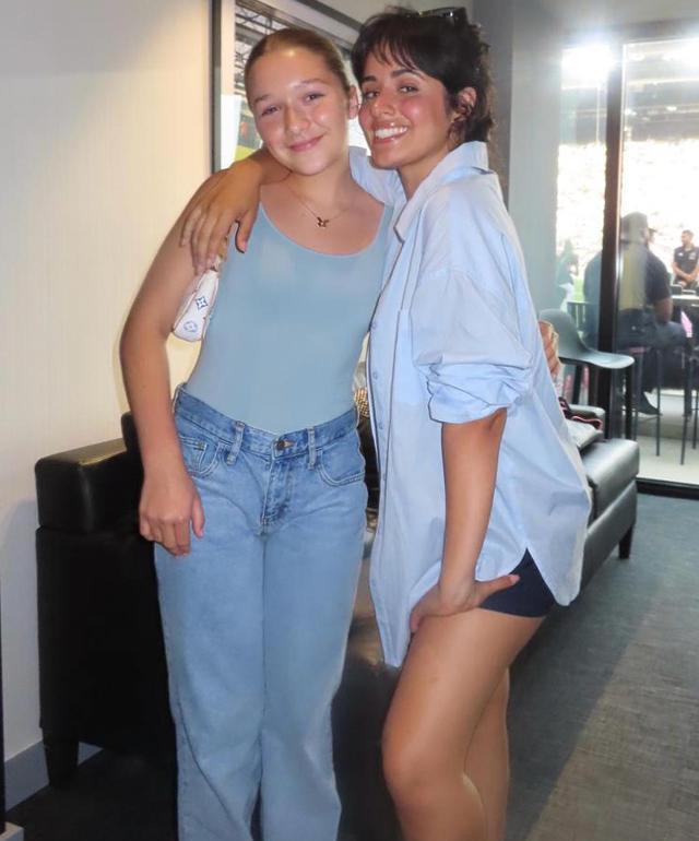 贝克汉姆大儿子抱小七看秀,贝克汉姆小七荧幕首秀