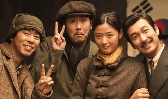 韩片十大巅峰之作,最近很敢拍的韩国电影有哪些