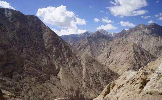 走进新疆且末糖玉矿区,走进塔克拉玛干沙漠腹地的且末县