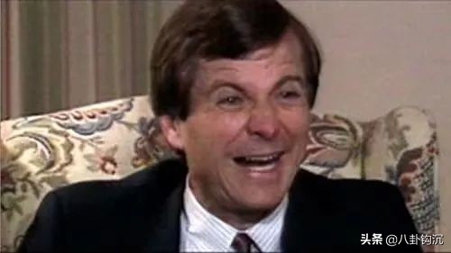 他打造了美国政治史最脏竞选，却被命运掐断了脖子