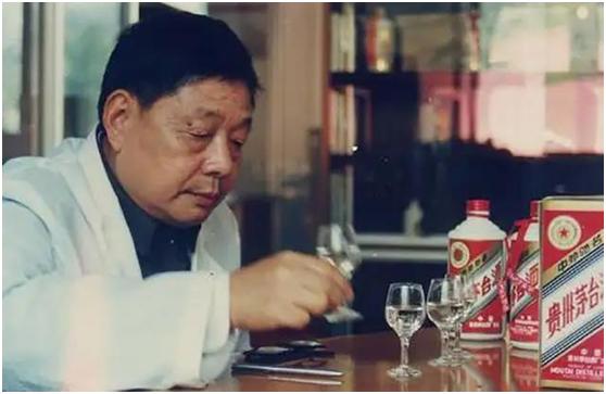 酒曲和大曲有啥区别,大曲酒与特曲酒有什么区别