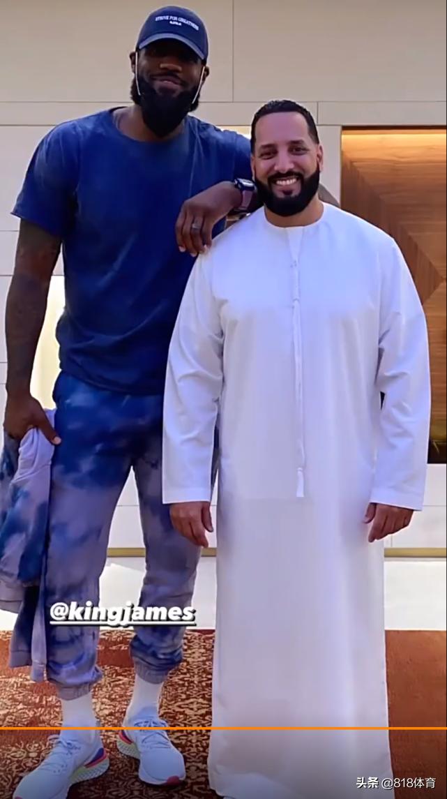 排面!詹皇迪拜度假哈曼丹王储设宴款待,命令数十名保镖护送他购物