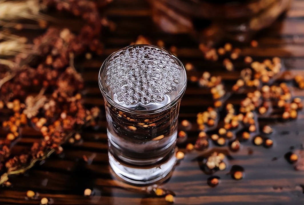 洋河冲击高端酒市场,洋河酒为什么销量高却不好喝