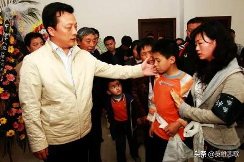 为什么要冒着生命危险登顶珠峰,中国登山家无氧攀登珠峰遇难