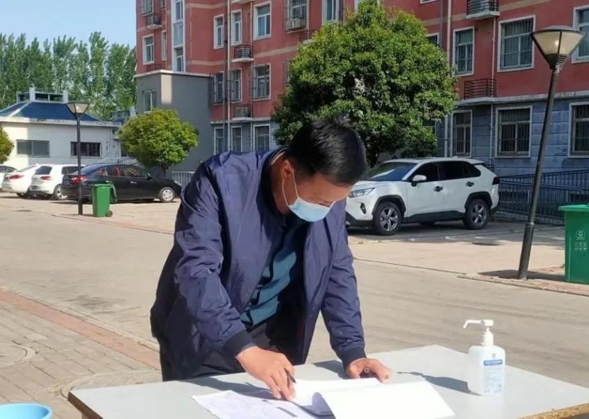 筑牢抗击疫情堡垒,筑牢疫情防控技术堡垒