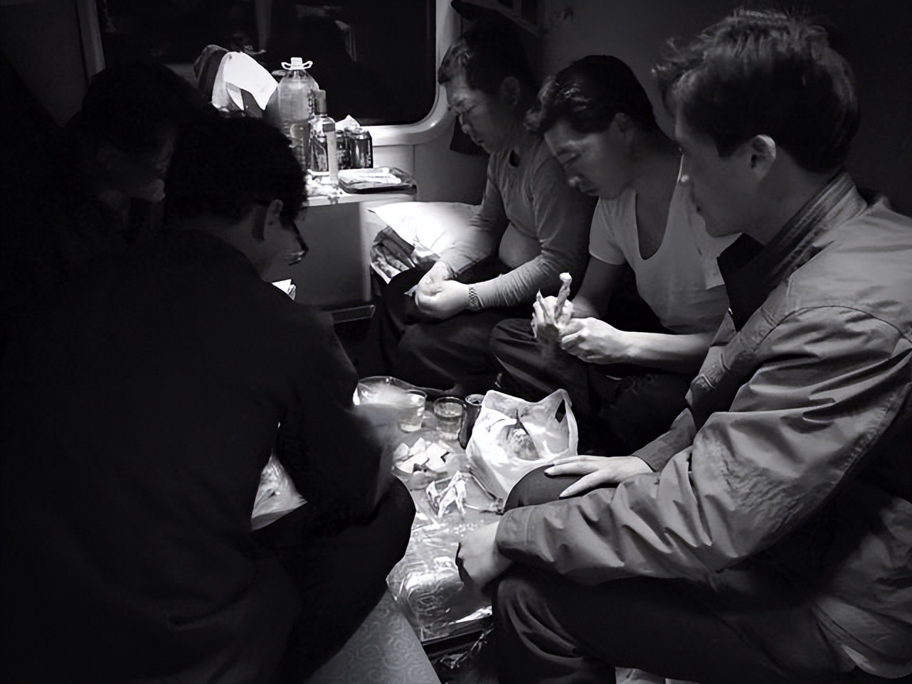 在华打工的朝鲜姑娘，每次回国都喜欢买这些东西