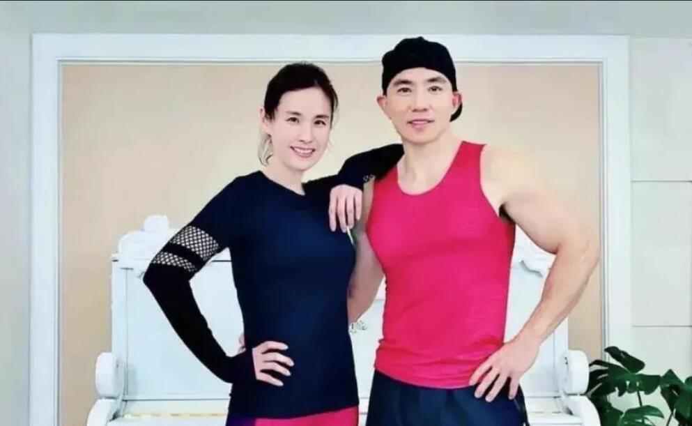 刘畊宏夫妇哪天开始直播,刘畊宏夫妇直播吗