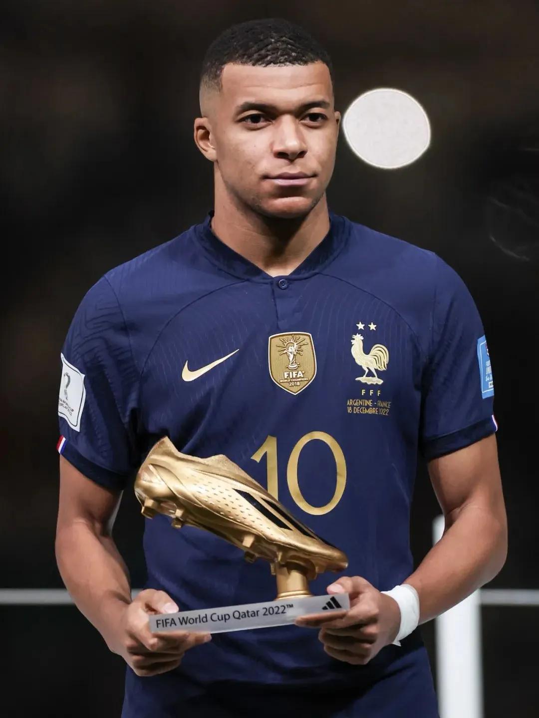 2022世界足球先生球星投票,2022年世界足球先生是谁