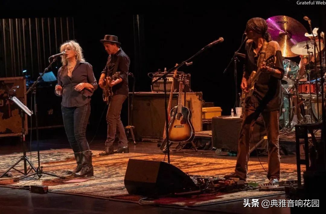 宝华韦健804d4二代音箱,宝华韦健duo蓝牙音箱评测