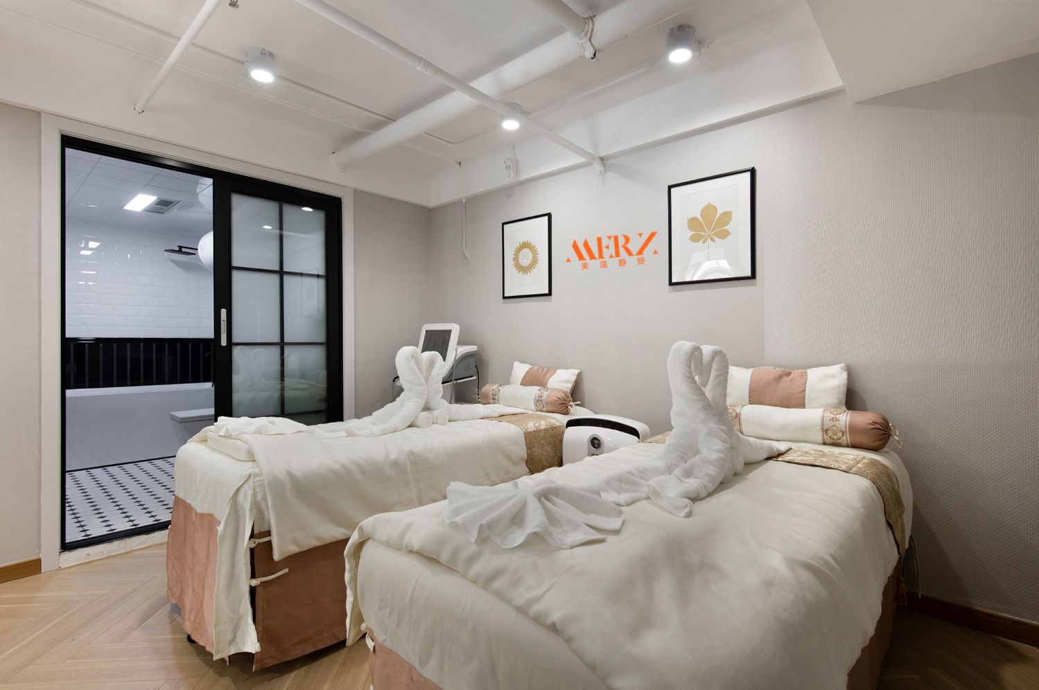 75㎡的美滋静妍洗脸吧，年入300万元！