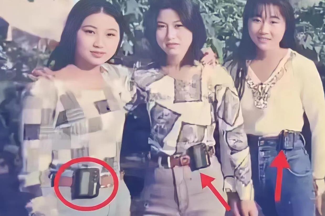 90年代的bb机视频,90年代的BB机