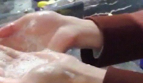 过年了擦油烟机,过年洗油烟机就用这个轻松搞定