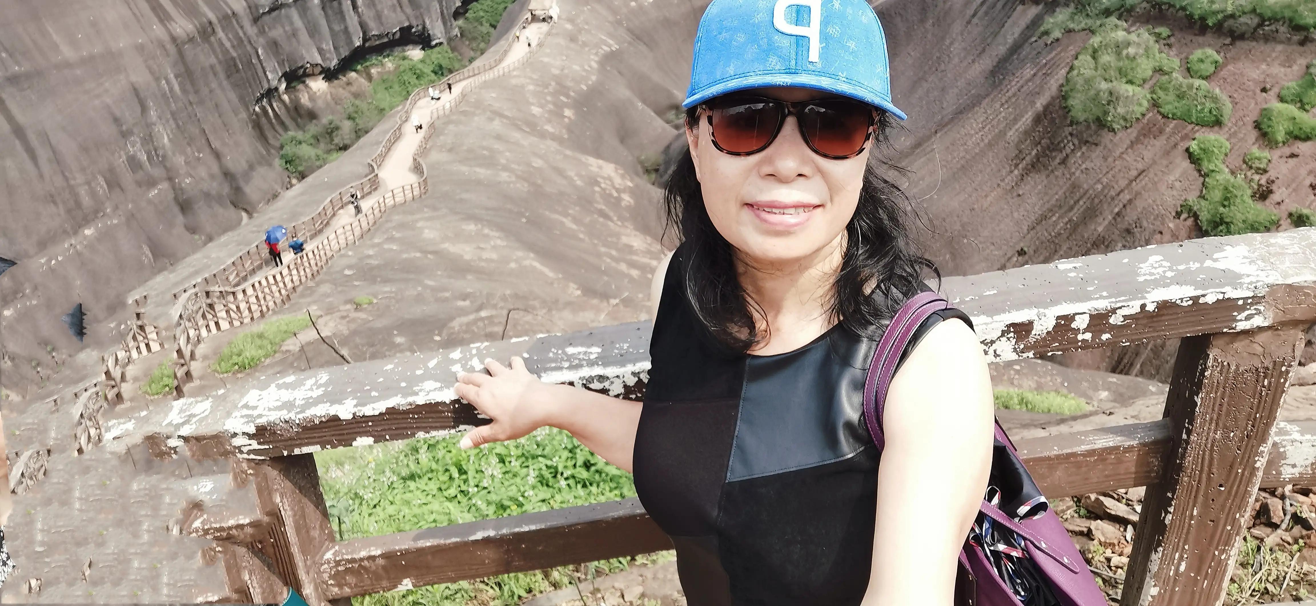 两人自驾装备,两人一车带什么装备