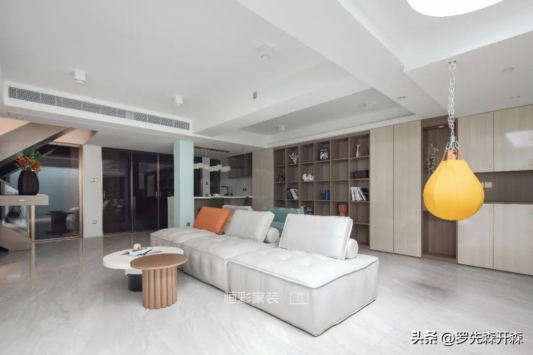 太好住了！汗蒸房、拳击馆统统搬回家，262㎡排屋法式轻奢混搭